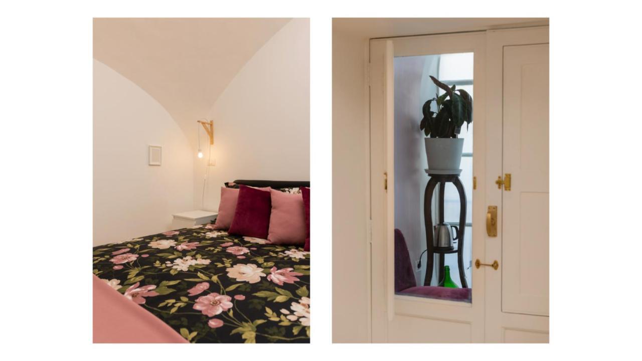 Light Pink - Suite In The Middle Of Everything Torre Annunziata Exterior photo
